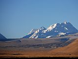 11 Nangpa La, Jobo Rinjang, Lunag IV and Jobo Rabzang Early Morning From Across Tingri Plain The Nangpa La is a 5800m pass between Tibet and Nepal. To the right of the Nangpa La in Nepal is Jobo Rinjang (6778m), Lunag IV (6781m), and on the far right in Tibet with impressive ice and rock towers is Joba Rabzang (6666m).